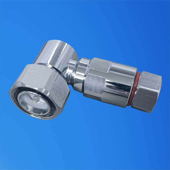 4.3-10 R/A Male Clamp Connector For 3/8" SCF