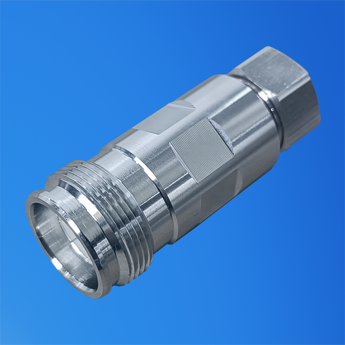 4.3-10 Female Clamp Connector For 3/8" SCF